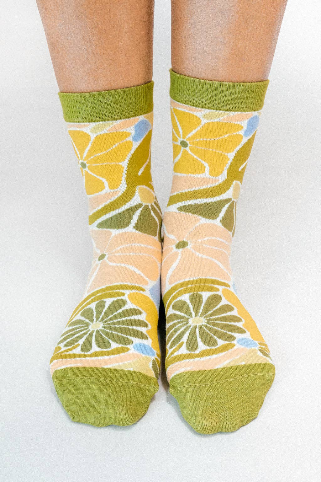 Soulshine Co. Flowers Knit Ankle Sock