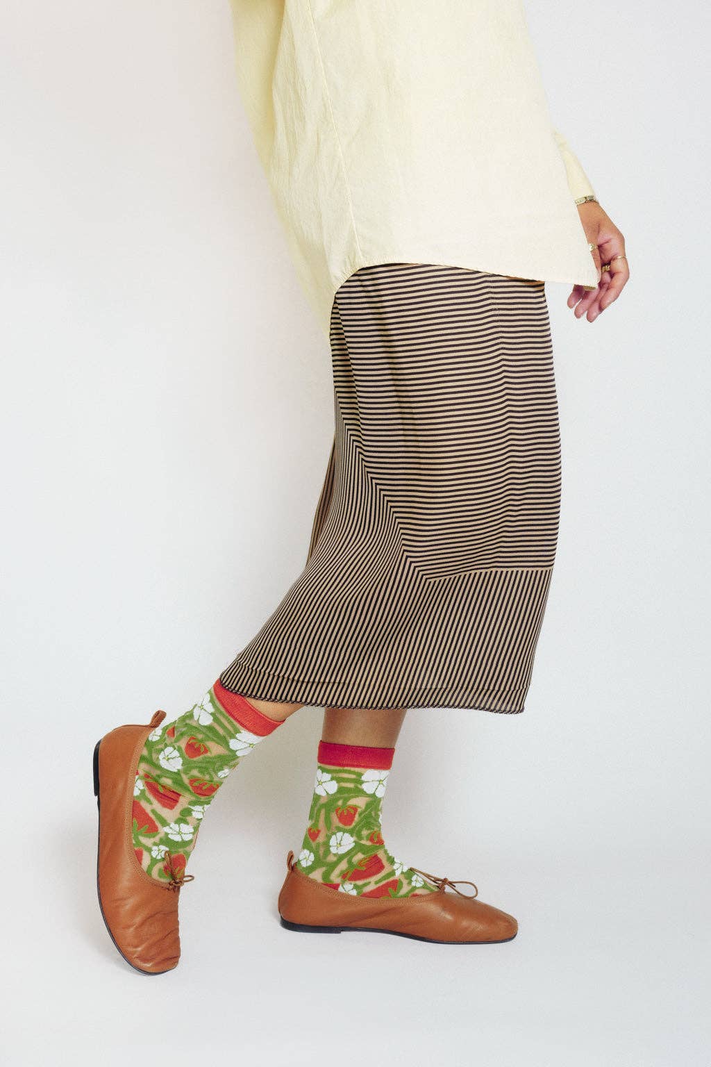 Soulshine Co. Strawberry Sheer Ankle Sock