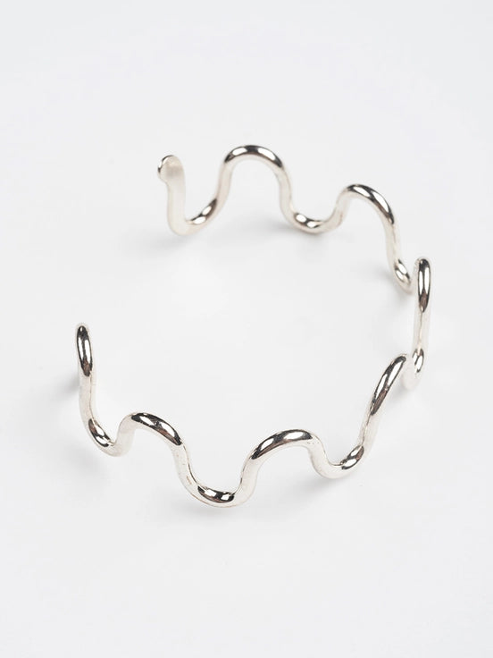 Curvy Bracelet